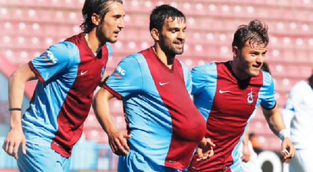Trabzonspor seyircisiz maçta Çaykur Rize&#039;ye gol yağdırdı: 6-0