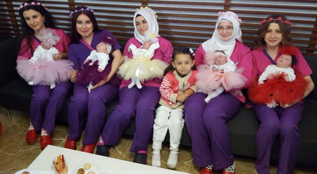 Türkiye’nin ikinci kız beşiz bebekleri taburcu oldu