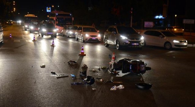 Antalya&#039;da feci kaza, ölü ve yaralı var