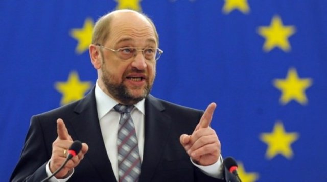 AP Başkanı Schulz&#039;dan İngiltere sitemi