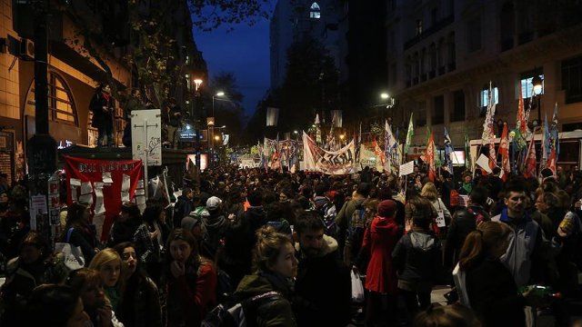Arjantin’de kadın cinayetleri protesto edildi