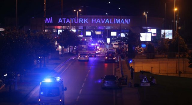 Atatürk Havalimanı&#039;ndaki saldırıya yayın yasağı geldi