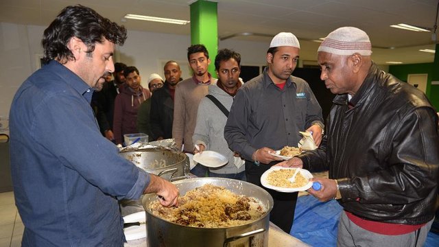 Avustralya Federal Polisi öğrencilere iftar verdi