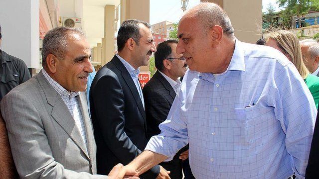 Başbakan Yardımcısı Türkeş Mardin&#039;de esnafı ziyaret etti