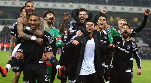 Beşiktaş&#039;ta şok gelişme! Elden kaçıyor