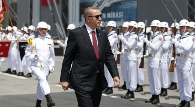 Erdoğan Burgazada&#039;yı denize indirdi, uçak gemisi müjdesi verdi