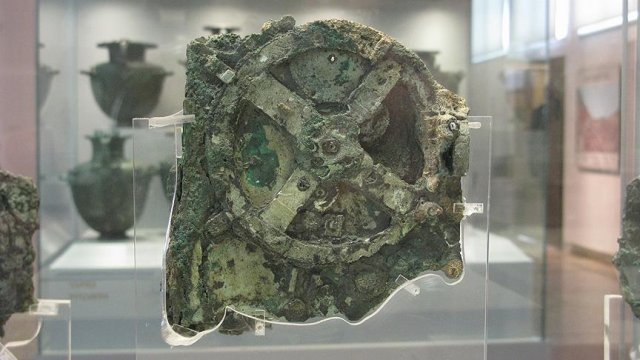Dünyanın ilk bilgisayarı &#039;Antikythera düzeneği&#039;nin sırrı çözüldü