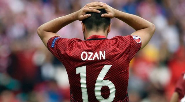 Fatih Terim, İspanya maçında Ozan Tufan&#039;ı ilk 11&#039;e alacak