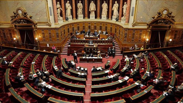 Fransa Senatosu, Rusya&#039;ya yönelik yaptırımların hafifletilmesini istedi