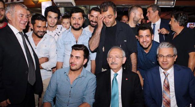 Kılıçdaroğlu&#039;nun katıldığı iftarda dikkat çeken görüntü