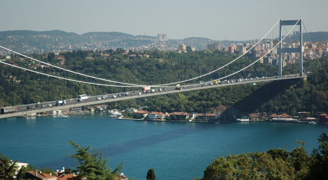 Rus vekil: İstanbul&#039;un ismi Konstantinapolis olsun