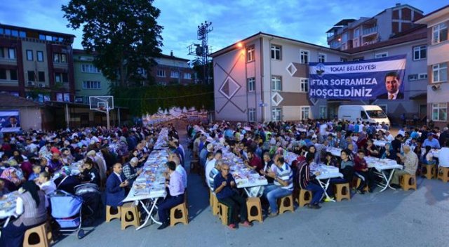 Tokat&#039;ta iftar yemeğinde 150 kişi zehirlendi