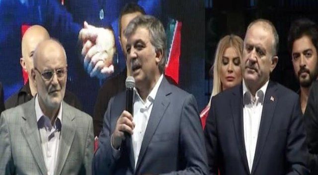 Abdullah Gül demokrasi nöbetinde konuştu