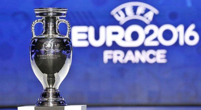 EURO 2016 finalini yönetecek hakem belli oldu