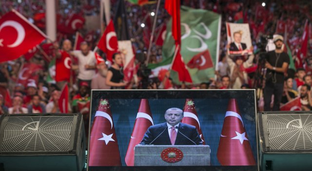 İngiliz gazete Cumhurbaşkanı Erdoğan&#039;ı övdü