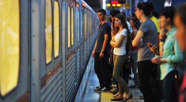 İstanbul ve Ankara&#039;da ücretsiz toplu taşımaya yeni düzenleme