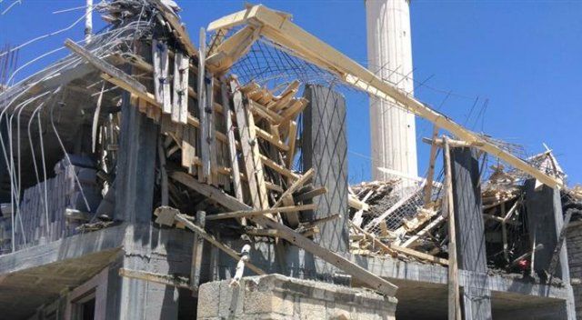 Mersin&#039;de cami inşaatında göçük: 1 ölü, 4 yaralı