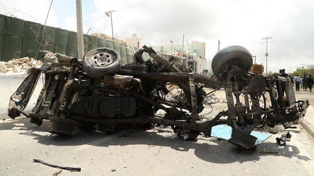 Mogadişu havalimanına bombalı saldırı
