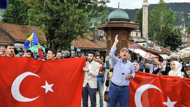 Saraybosna demokrasi nöbetine hazırlanıyor