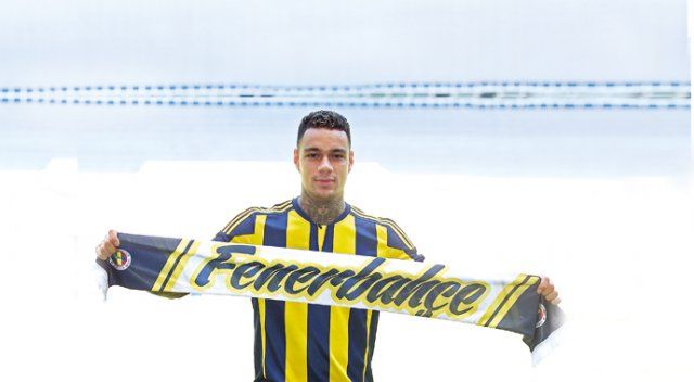 Van Der Wiel, PSG yerine Fenerbahçe&#039;yi tercih sebebini açıkladı!
