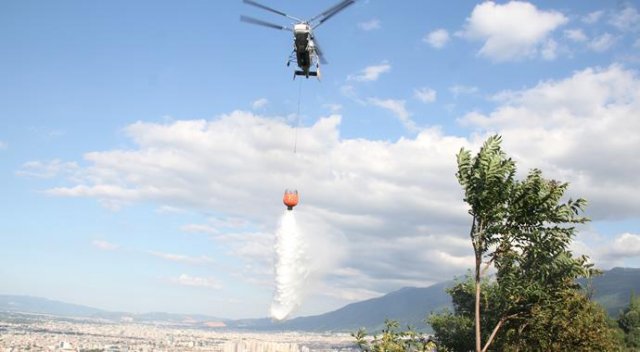 Yangını söndürmek için havalanan helikopter hedefi şaşırdı