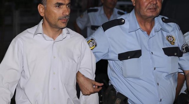 Adana&#039;da FETÖ operasyonu: 18 gözaltı