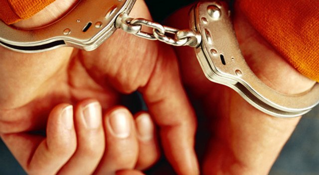 Antalya&#039;da FETÖ soruşturmasında 4 kişi tutuklandı