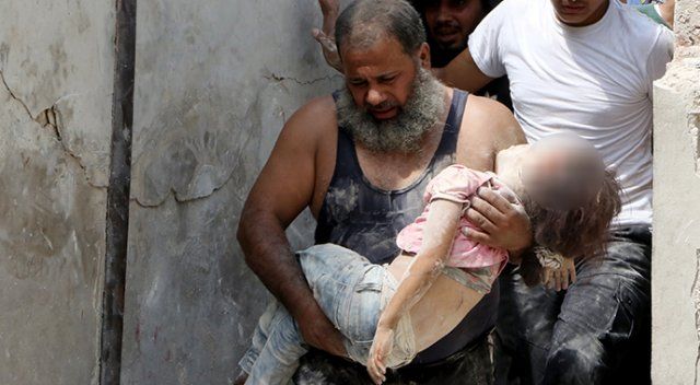 Katil Esad güçleri taziye çadırını vurdu: 20 ölü