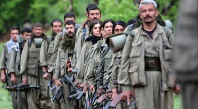 PKK&#039;lılar birbirine girdi, toplantıda infaz!