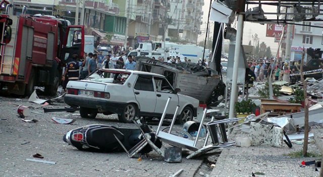 Şırnak, Diyarbakır ve Mardin&#039;de hain saldırılar: 7&#039;si sivil 12 şehit