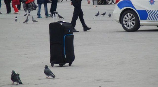 Taksim&#039;de şüpheli bavul alarmı! Meydan kapatıldı