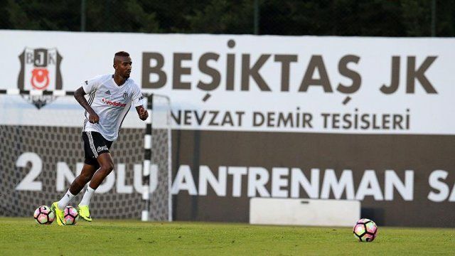 Talisca, Beşiktaş antrenmanında