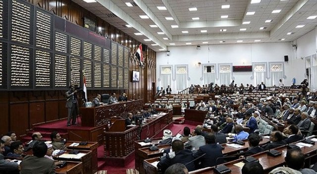 Yemen&#039;de Yüksek Siyasi Konsey güvenoyu aldı