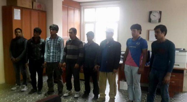 Afganistan uyruklu 8 kaçak yakalandı