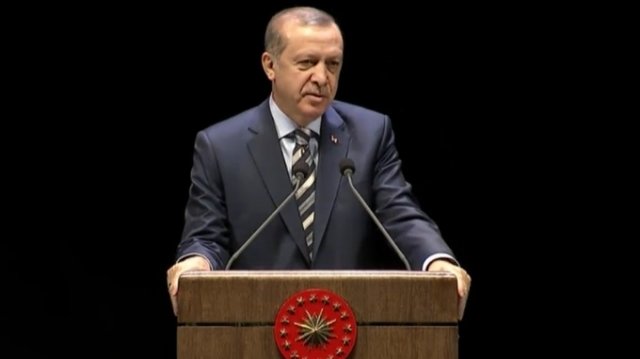 Erdoğan&#039;dan sert tepki: Bunlar sapık ya!