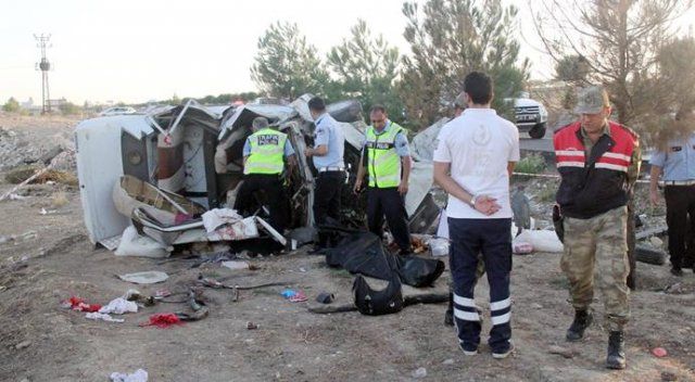 Şanlıurfa&#039;da feci kaza: 1 ölü, 3 yaralı