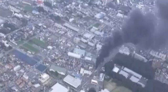 Tokyo&#039;da trafo patladı, şehir karanlığa gömüldü