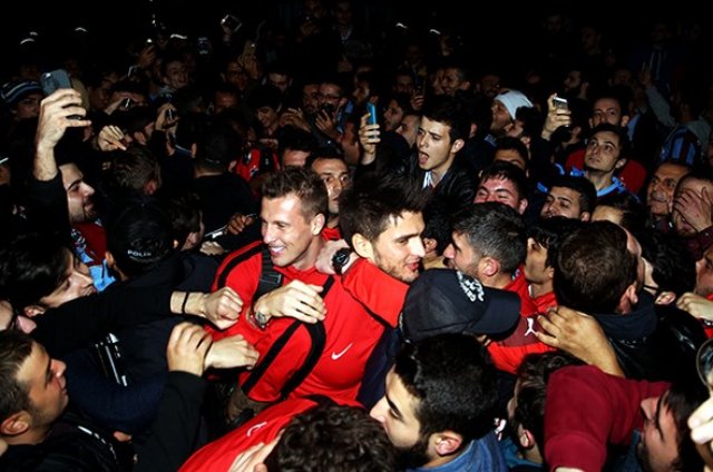 Trabzonspor&#039;a coşkulu karşılama