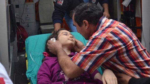 2 kızı zehirlenerek ölen aile hukuk mücadelesi veriyor