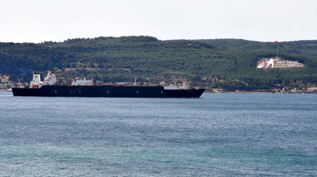 Çanakkale Boğazı&#039;nda tankerler çarpıştı