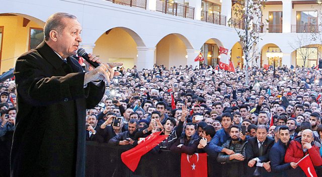 Erdoğan: Bana bak sınır  kapılarını açarım