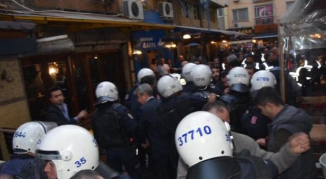 İzmir&#039;de HDP gerginliği: 57 gözaltı