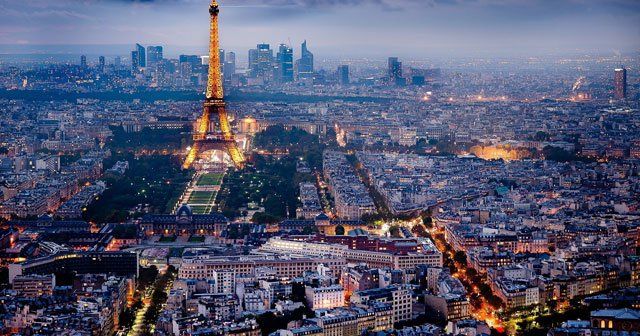 Paris&#039;te turizme terör darbesi