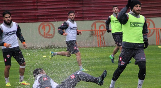 Adanaspor&#039;da Kayserispor maçı hazırlıklarını sürdürdü