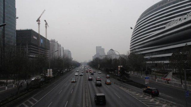 Çin&#039;de hava kirliliği &#039;üst sınır&#039;ın 20 kat üzerine çıktı
