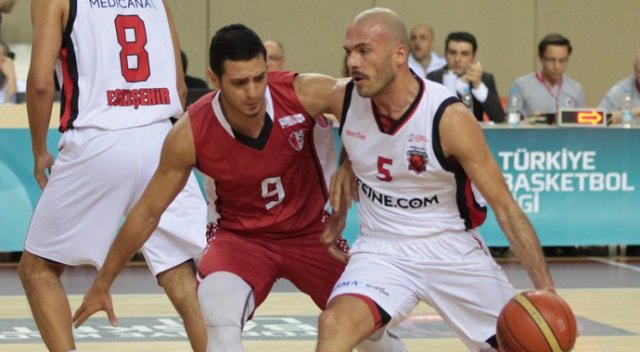 Eskişehir Basket durdurulamıyor