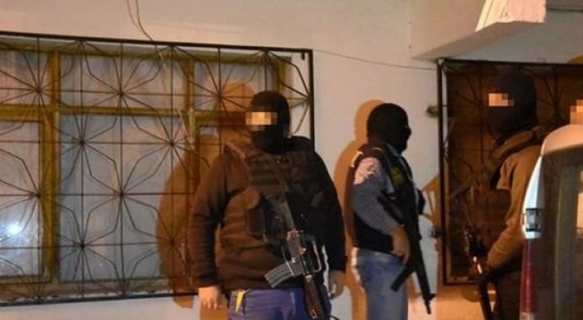İzmir&#039;de PKK&#039;ya operasyon: 11 gözaltı