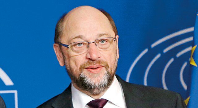 Martin Schulz yine sahneye çıktı, örgütlerin sözcüsü gibi