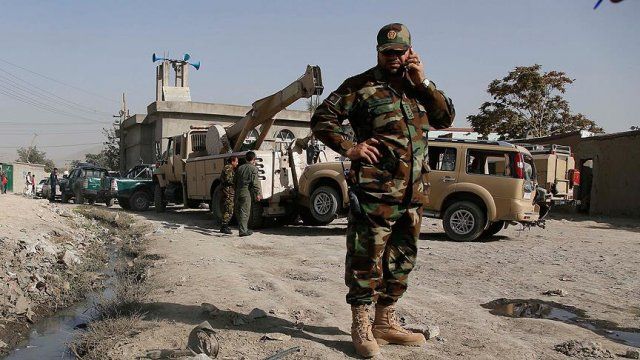 Afganistan&#039;da güvenlik güçlerinin konvoyuna saldırı