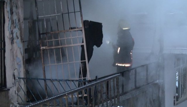 Bahçelievler&#039;de yangın: 2 ölü
